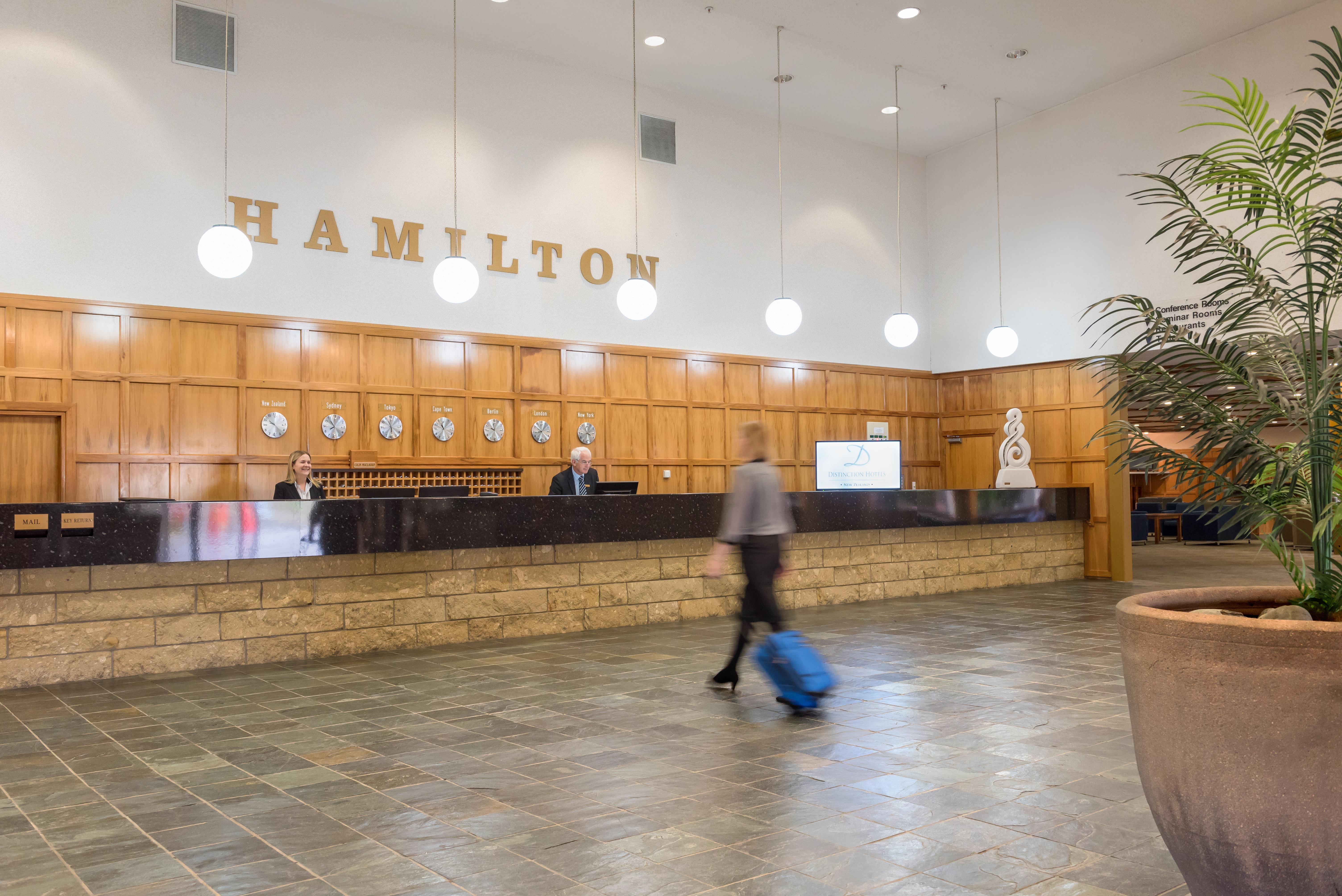 Distinction Hamilton Hotel & Conference Centre Exterior photo